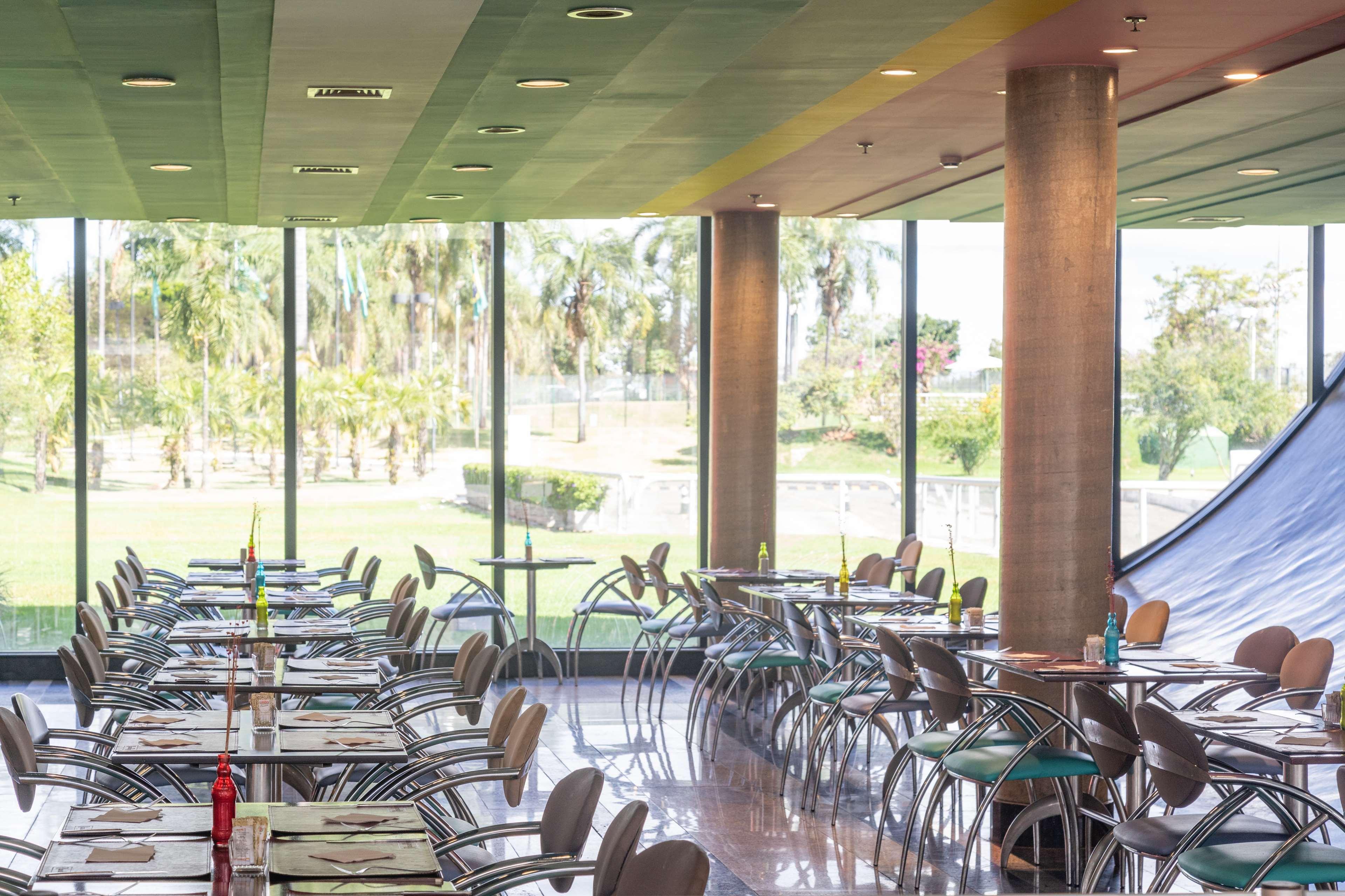 Golden Tulip Alvorada 4*