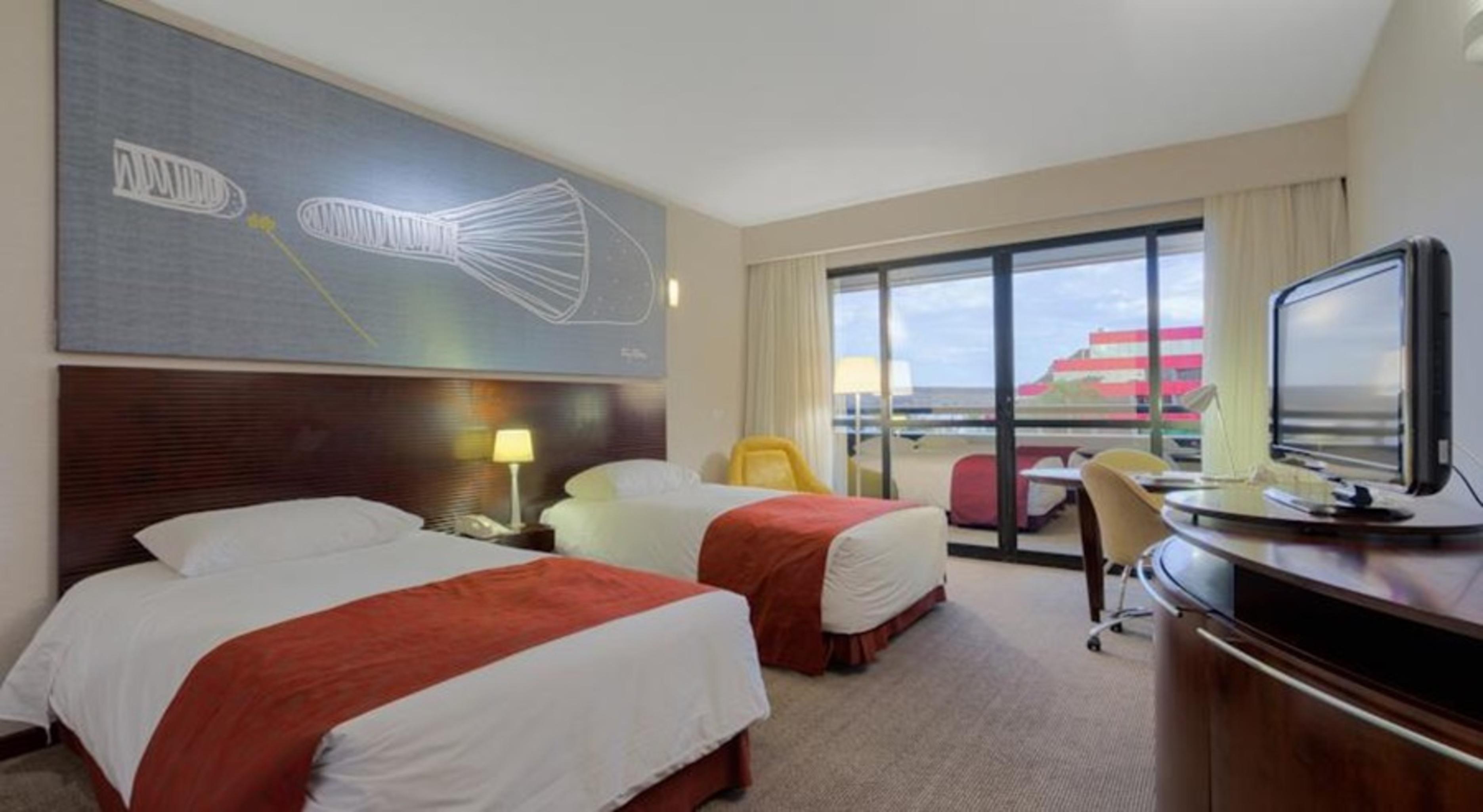 Golden Tulip Alvorada 4*