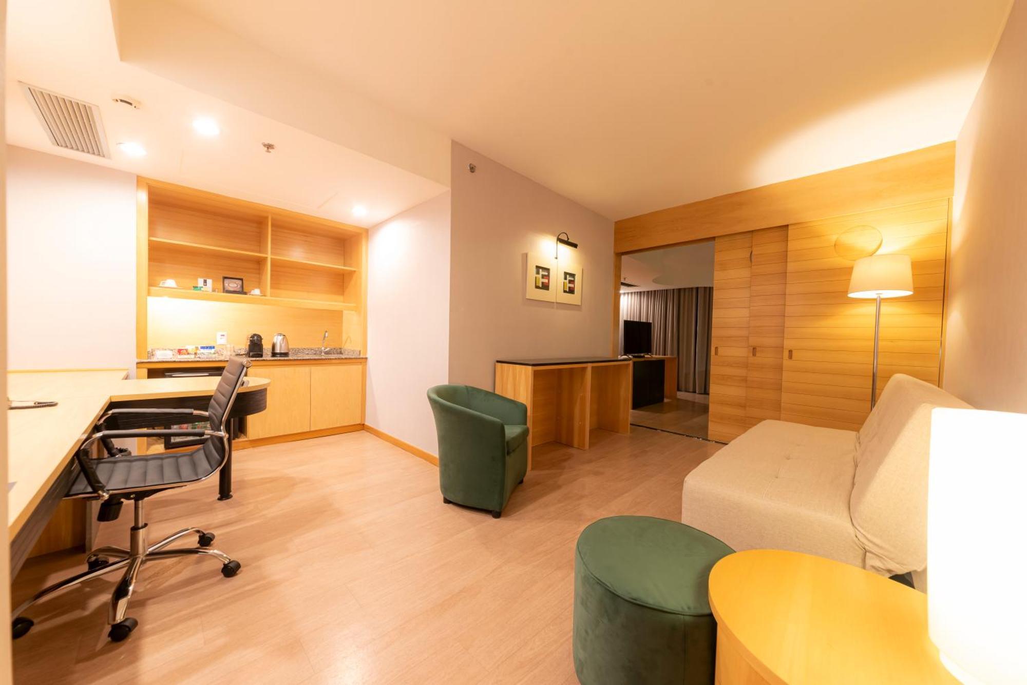 Golden Tulip Alvorada Hotel
