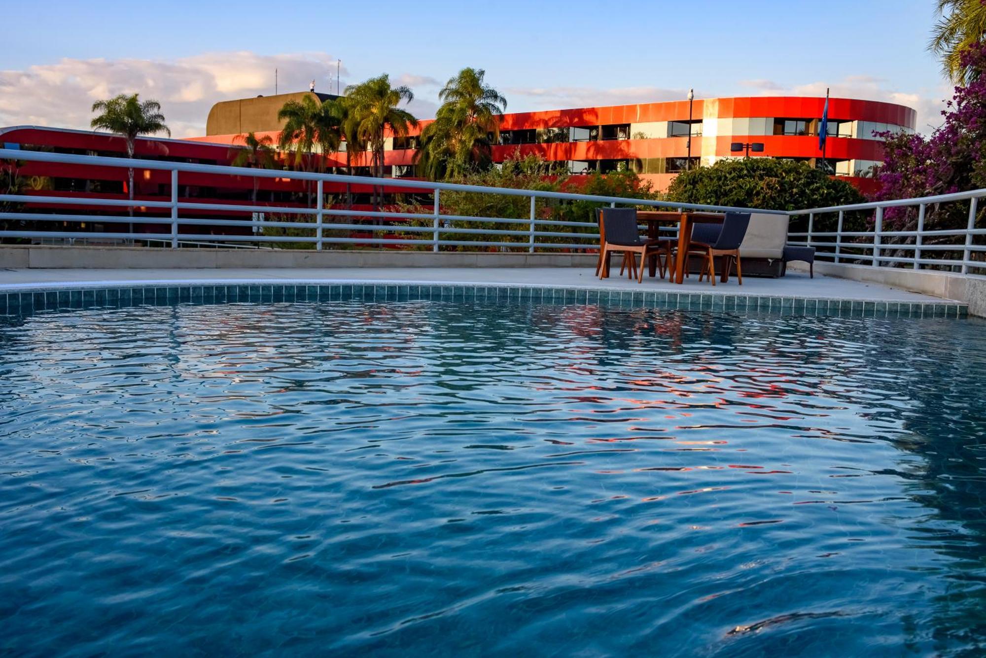 Golden Tulip Alvorada Hotel 4*