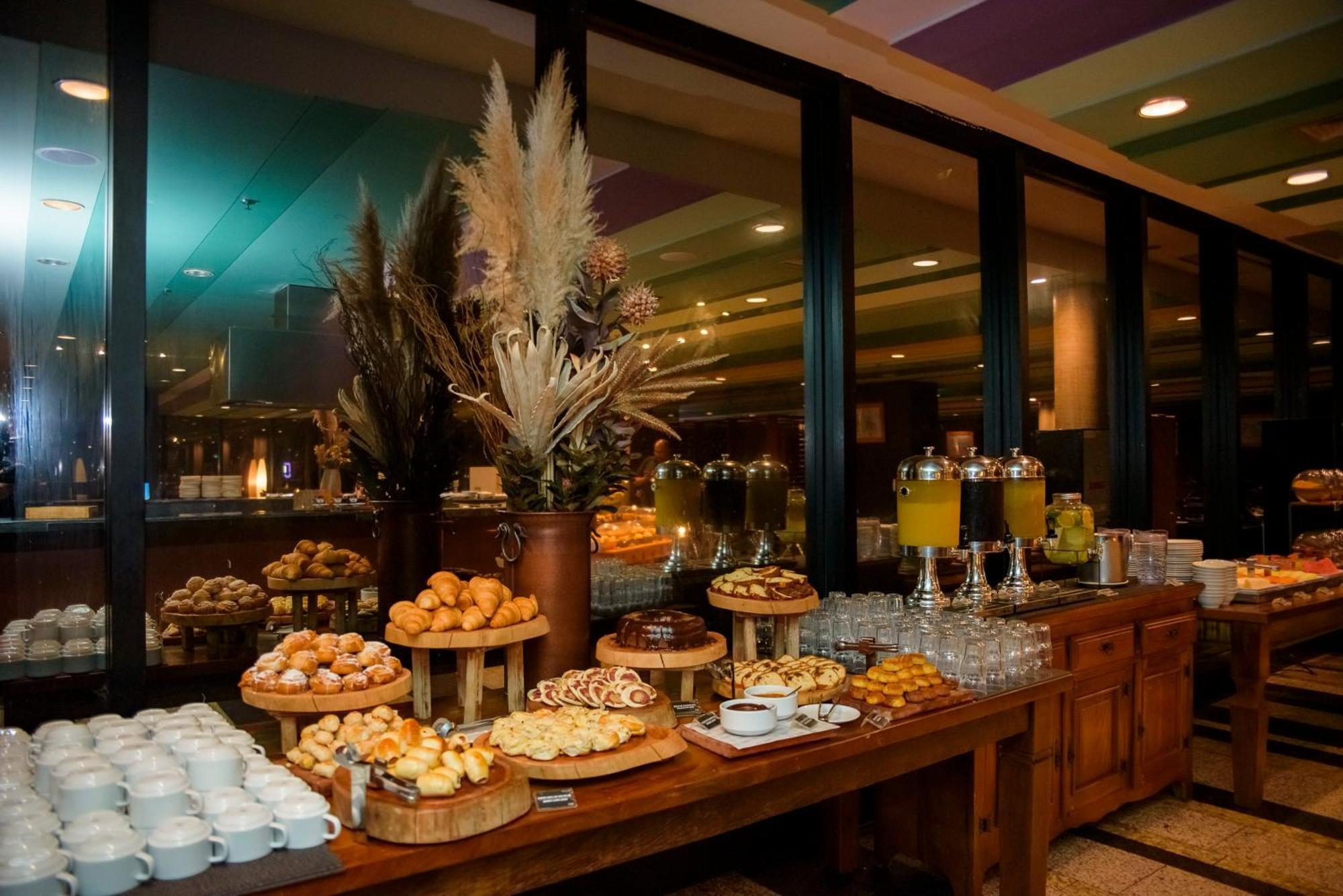 Hotel Golden Tulip Alvorada 4*